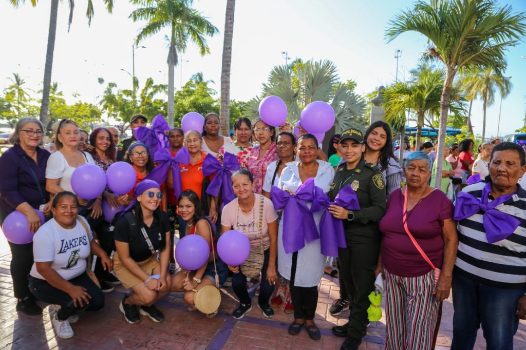 Unidas en lazos de sororidad, samarias conmemoraron el Día de la Eliminación de la Violencia contra la Mujer
